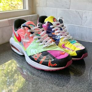 Nike Atmos x Air Max 2 Light Logos